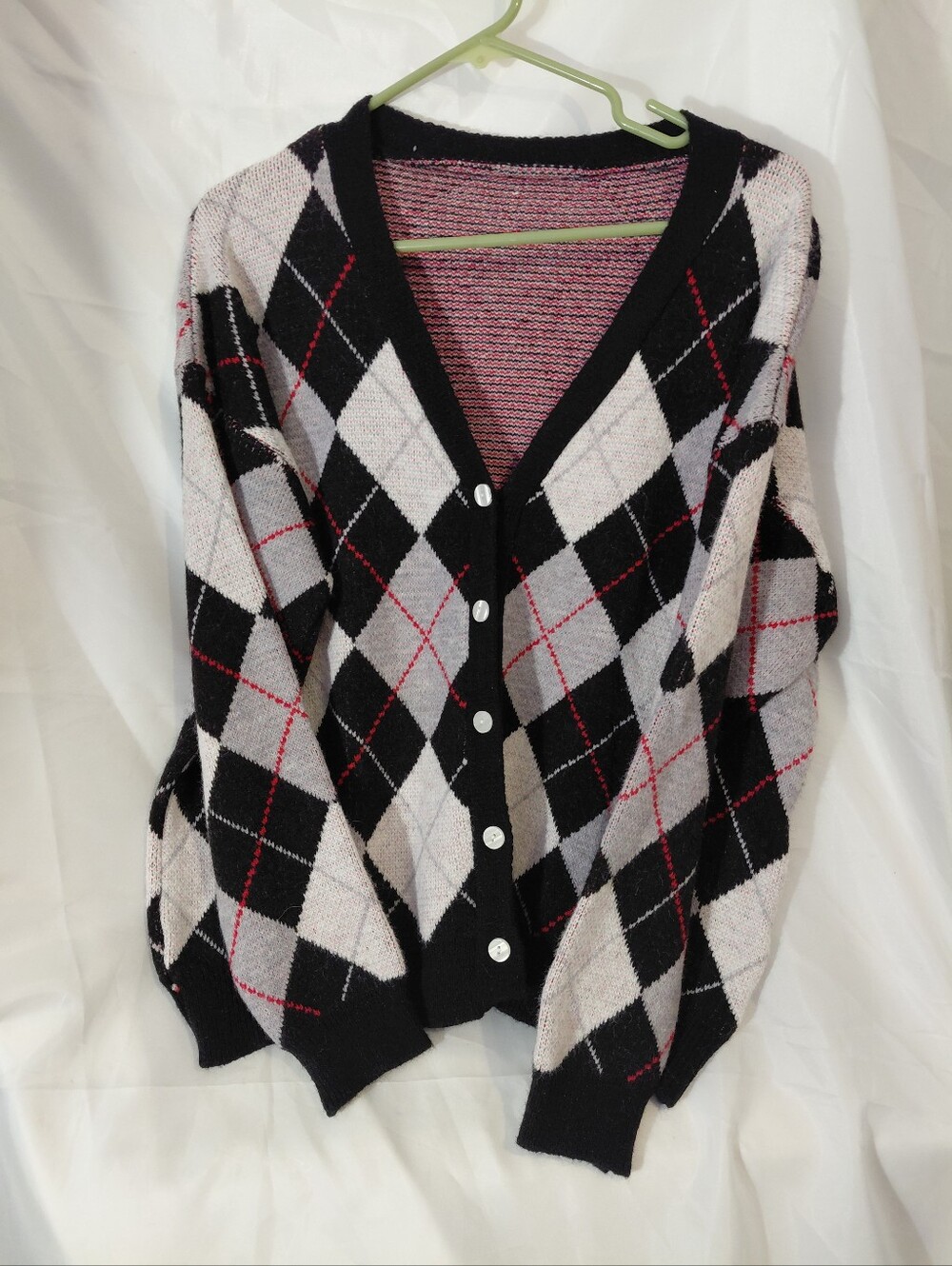 Source Unknown Black and Light Pink Argyle Button Cardigan